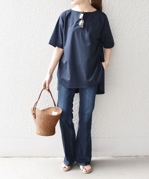 SHIPS(シップス)の「*バックスリットデザイントップス◆(Tシャツ/カットソー・レディース・オフホワイト/ブラック/ライム/ネイビー/ブルー系・ONE SIZE)」の18枚目の写真