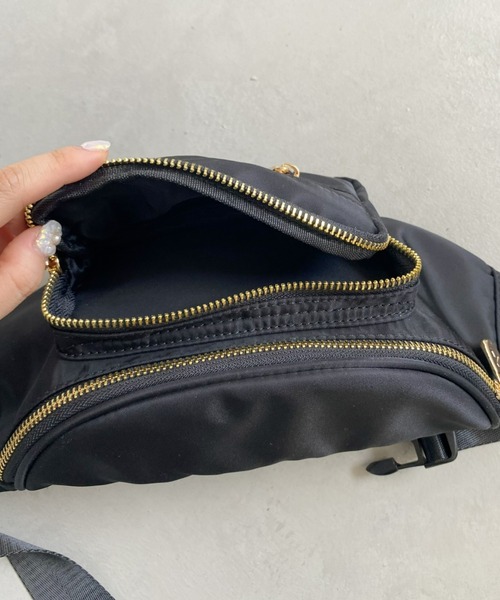 CLEA(クレア)の「【stonedoorコラボ】ユニセックスナイロンボディバッグ(ボディバッグ/ウエストポーチ・レディース・ブラック/ネイビー/カーキ・FREE)」の18枚目の写真