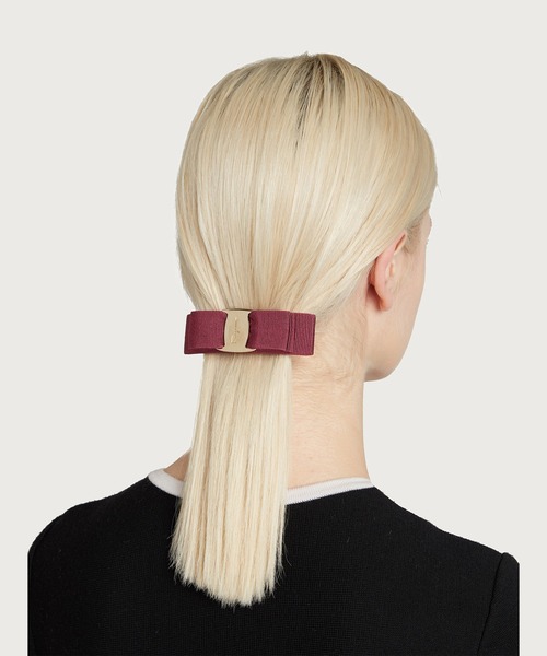 FERRAGAMO（フェラガモ）の「バレッタ（バレッタ/ヘアクリップ・レディース・レッド系・ONE SIZE）」の2枚目の写真
