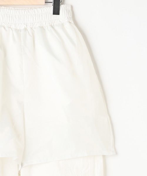 LOVETOXIC(ラブトキシック)の「カーゴパンツ(カーゴパンツ・キッズ・オフホワイト/ブラック/ブルー・L/M/S)」の5枚目の写真