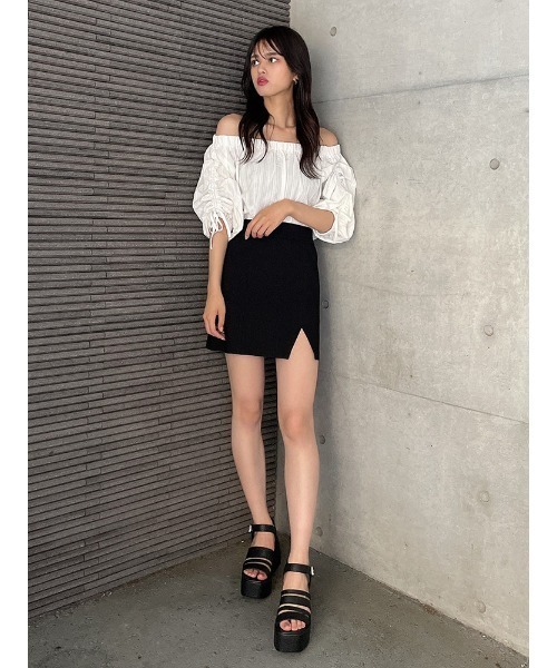 ENVYM（アンビー）の「オフショルブラウス（シャツ/ブラウス・レディース・ホワイト/ブラック・FREE）」の12枚目の写真