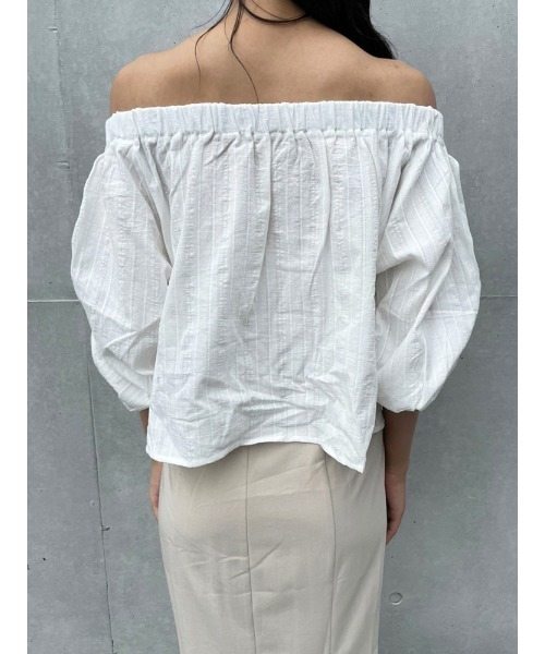 ENVYM（アンビー）の「オフショルブラウス（シャツ/ブラウス・レディース・ホワイト/ブラック・FREE）」の11枚目の写真