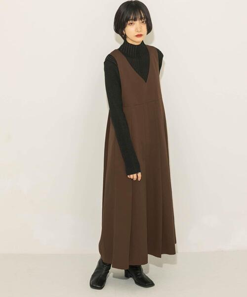 KBF（ケイビーエフ）の「BIGプリーツジャンパースカート（ワンピース・レディース・ブラック/ダークブラウン/ベージュ系その他・ONE）」の15枚目の写真