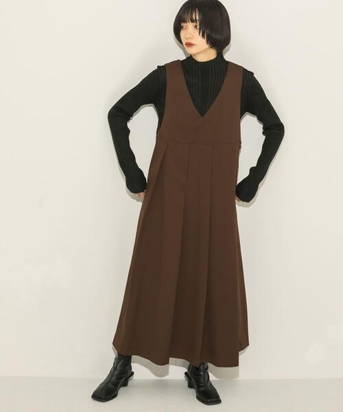 KBF（ケイビーエフ）の「BIGプリーツジャンパースカート（ワンピース・レディース・ブラック/ダークブラウン/ベージュ系その他・ONE）」の14枚目の写真