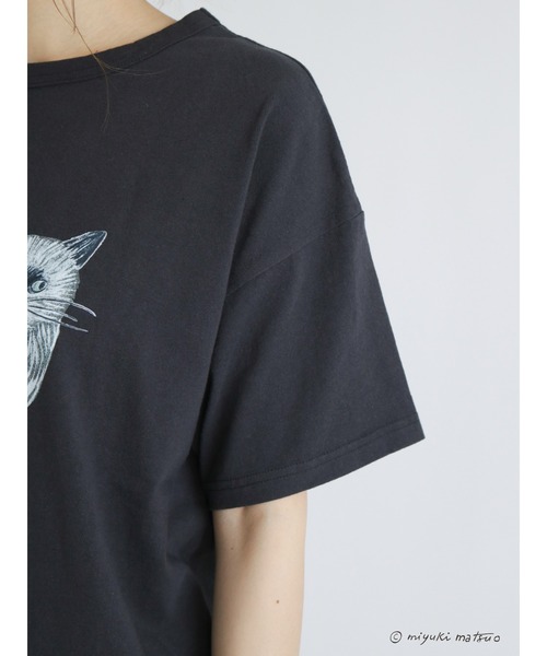 Samansa Mos2（サマンサ モスモス）の「【miyuki matsuo×Samansa Mos2】プリントTシャツ（Tシャツ/カットソー・レディース・オフホワイト/チャコール/キナリ・ﾌﾘ-）」の10枚目の写真