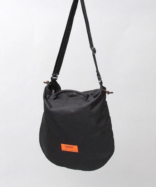 UNIVERSAL OVERALL（ユニバーサルオーバーオール）の「コットンギャバジンツイル 2WAY ショルダートート（ショルダーバッグ・メンズ・ブラック/ベージュ・FREE）」の19枚目の写真