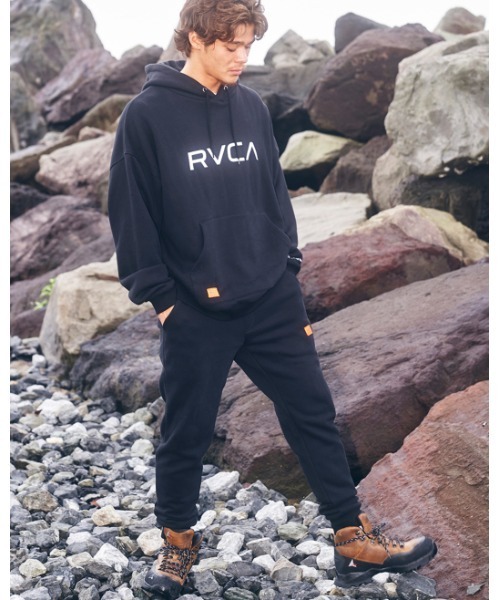 RVCA(ルーカ)の「RVCA メンズ RVCA HOODIE パーカー【2022年秋冬モデル】/ルーカロゴプルオーバーパーカー(パーカー・メンズ・ブラック/ベージュ/グリーン系その他・X-LARGE/SMALL/LARGE/MEDIUM)」の4枚目の写真
