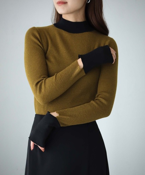 cheriella(シェリエラ)の「【cheriella】WEB限定バイカラーカフススリットリブニット(ニット/セーター・レディース・ホワイト/パープル/グリーン/カーキ・M)」の1枚目の写真