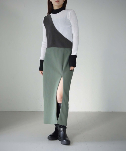 cheriella(シェリエラ)の「【cheriella】WEB限定バイカラーカフススリットリブニット(ニット/セーター・レディース・ホワイト/パープル/グリーン/カーキ・M)」の22枚目の写真