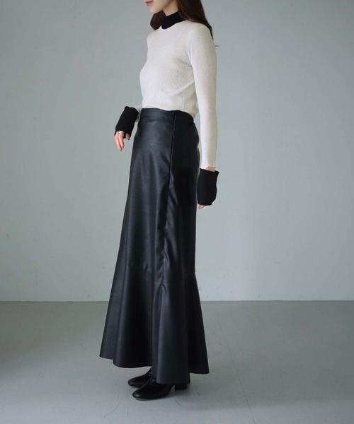 cheriella(シェリエラ)の「【cheriella】WEB限定バイカラーカフススリットリブニット(ニット/セーター・レディース・ホワイト/パープル/グリーン/カーキ・M)」の20枚目の写真
