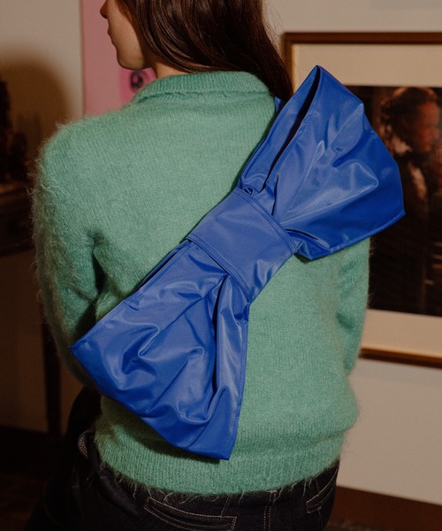 WhoWhat（フーワット）の「RIBON POUCH <PVC>（ショルダーバッグ・レディース・ピンク系その他/ブルー系その他/ブラック/ベージュ・FREE）」の9枚目の写真