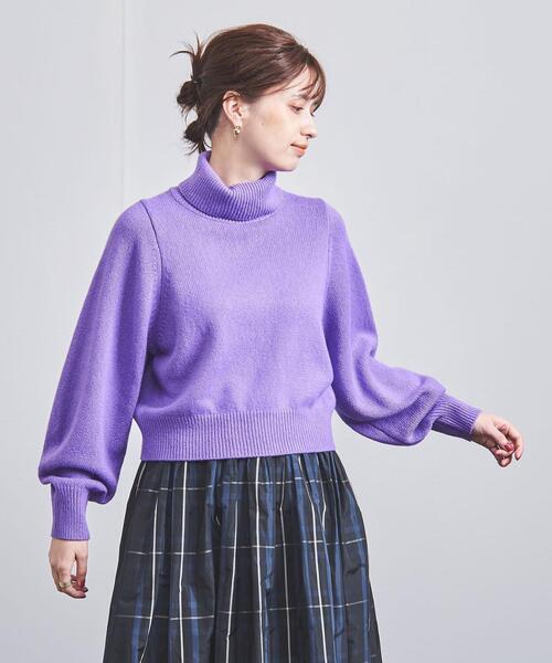 UNITED ARROWS（ユナイテッドアローズ）の「LILY ショート タートル ニット（ニット/セーター・レディース・パープル/ベージュ/ブラック・FREE）」の7枚目の写真