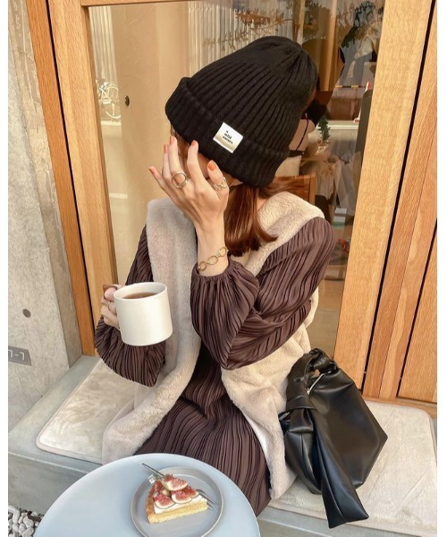 14+（イチヨンプラス）の「リブ編みタグ付きニット（ニットキャップ/ビーニー・レディース・ベージュ/ブラック/ネイビー/グレー・FREE）」の18枚目の写真