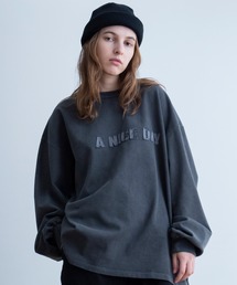 Universal Style Wear カットワーク ロゴ Tee