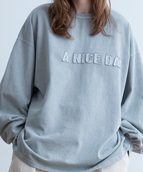 Universal Style Wear(ユニバーサルスタイルウェア)の「Universal Style Wear カットワーク ロゴ Tee(Tシャツ/カットソー・メンズ・スミクロ/グレイッシュベージュ/ライトカーキ/オフホワイト・MEDIUM/LARGE/X-LARGE)」の9枚目の写真