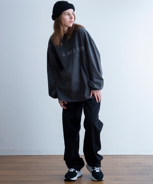 Universal Style Wear(ユニバーサルスタイルウェア)の「Universal Style Wear カットワーク ロゴ Tee(Tシャツ/カットソー・メンズ・スミクロ/グレイッシュベージュ/ライトカーキ/オフホワイト・MEDIUM/LARGE/X-LARGE)」の15枚目の写真