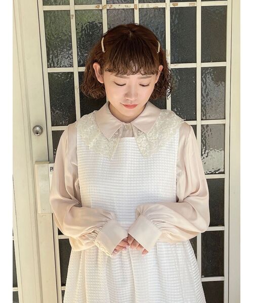 merry jenny（メリージェニー）の「satinレースカラーフレアチュニック（チュニック・レディース・ブラック/オフホワイト/クリーム・FREE）」の4枚目の写真