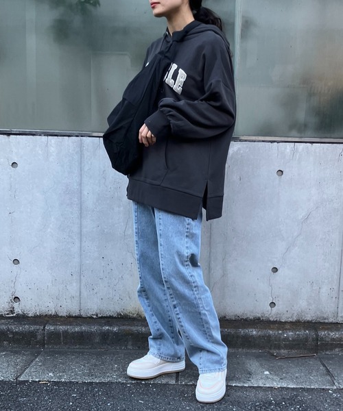 AS KNOW AS plus（アズノゥアズプラス）の「ナイロン ビッグショルダーバッグ（ショルダーバッグ・レディース・ブラック/ベージュ/アイボリー・FREE）」の5枚目の写真