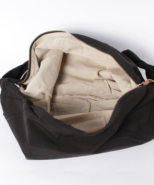 AS KNOW AS plus（アズノゥアズプラス）の「ナイロン ビッグショルダーバッグ（ショルダーバッグ・レディース・ブラック/ベージュ/アイボリー・FREE）」の16枚目の写真