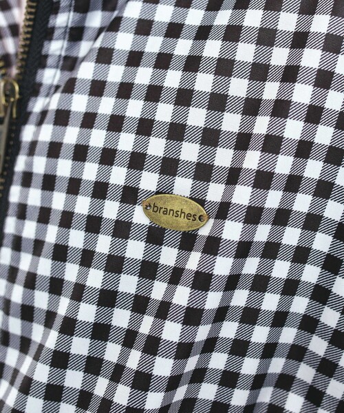 BRANSHES（ブランシェス）の「【撥水加工】裾フリルウィンドブレーカー（ナイロンジャケット・キッズ・ピンク/ブラック・90/100/110/120/130/140/150）」の13枚目の写真