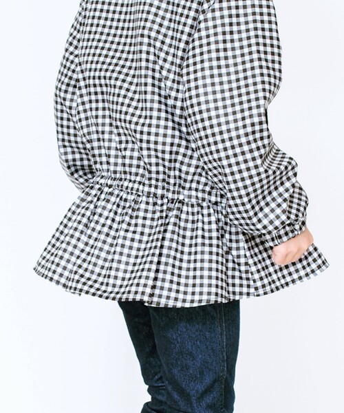 BRANSHES（ブランシェス）の「【撥水加工】裾フリルウィンドブレーカー（ナイロンジャケット・キッズ・ピンク/ブラック・90/100/110/120/130/140/150）」の18枚目の写真