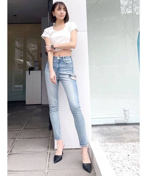 GYDA(ジェイダ)の「ハイウエストサイドダメージベルトデザインスキニーデニムパンツ(デニムパンツ・レディース・インディゴブルー/ライトブルー・X-SMALL/SMALL/MEDIUM)」の5枚目の写真
