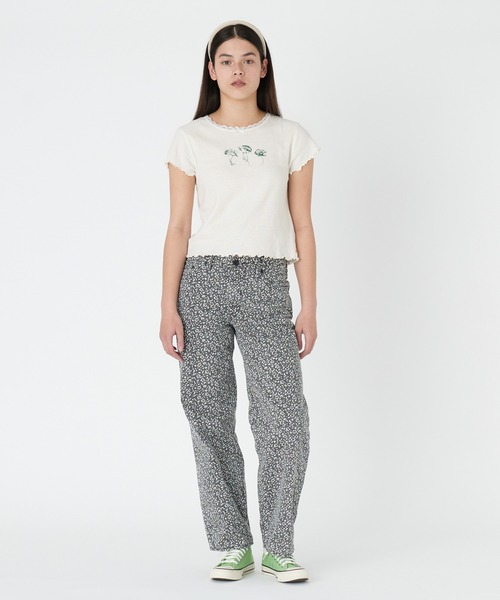 Levi's(リーバイス)の「Levi's/リーバイス DRY GOODS メロートップス POPPIES SUNNY CREAM(Tシャツ/カットソー・レディース・マルチ・M/S/XS)」の5枚目の写真