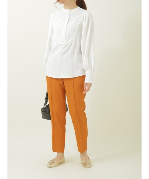 Te chichi(テチチ)の「パイピングセンターシームパンツ(その他パンツ・レディース・オレンジ/ブルー/オフホワイト・MEDIUM/SMALL)」の9枚目の写真