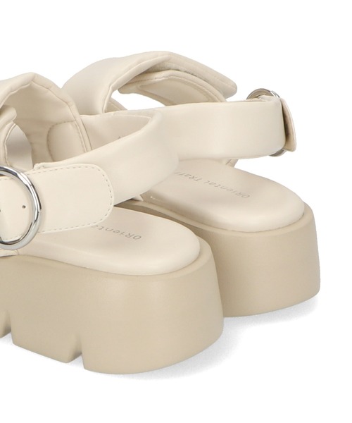 ORiental TRaffic(オリエンタルトラフィック)の「■パデットダブルベルト厚底サンダル/31233(サンダル・レディース・ブラック/グリーン/ホワイト・S/M/L/LL)」の12枚目の写真