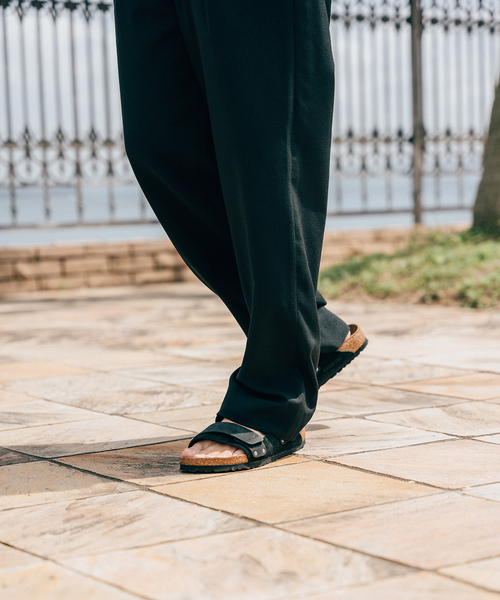 BIRKENSTOCK(ビルケンシュトック)の「【BIRKENSTOCK / ビルケンシュトック】 FOR EDIFICE OITA "narrow"(サンダル・メンズ・ブラック/ホワイト・43/42/41)」の4枚目の写真