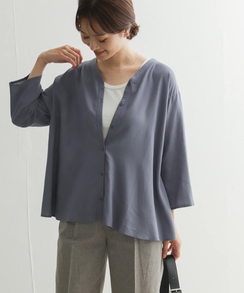 URBAN RESEARCH DOORS（アーバンリサーチドアーズ）の「レーヨンリネンフレアブラウス（シャツ/ブラウス・レディース・オフホワイト/ベージュ系その他/ブルー・MEDIUM）」の17枚目の写真