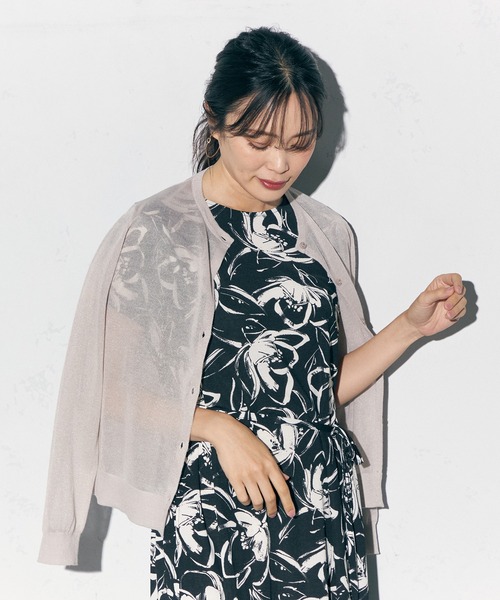 A/C DESIGN BY ALPHA CUBIC(エーシーデザインバイアルファキュービック)の「【洗濯可能】シアーカーディガン(カーディガン/ボレロ・レディース・ライトグレー/ブラック・M/L/LL)」の10枚目の写真