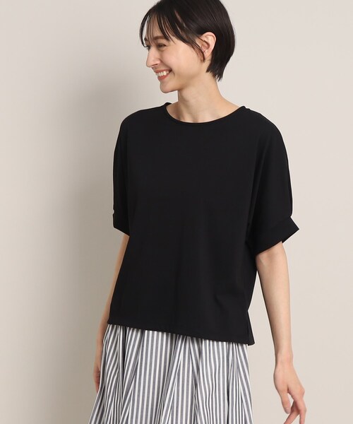 Dessin(デッサン)の「◆【接触冷感・二の腕カバー】リラクシーカットソー(Tシャツ/カットソー・レディース・ブルー/ネイビー系/ブラック/ホワイト系・00/02/01/03)」の2枚目の写真