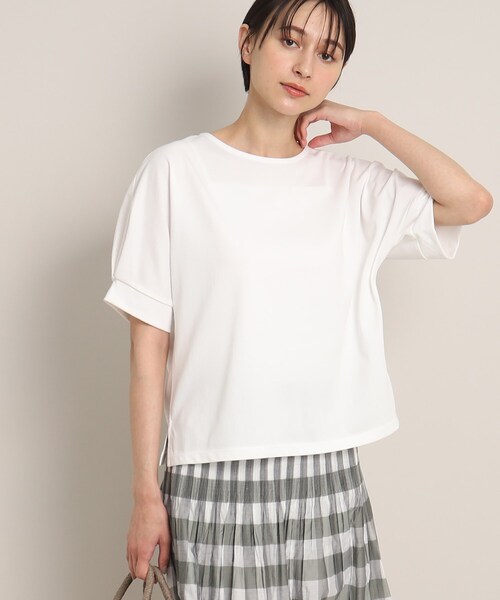Dessin(デッサン)の「◆【接触冷感・二の腕カバー】リラクシーカットソー(Tシャツ/カットソー・レディース・ブルー/ネイビー系/ブラック/ホワイト系・00/02/01/03)」の7枚目の写真