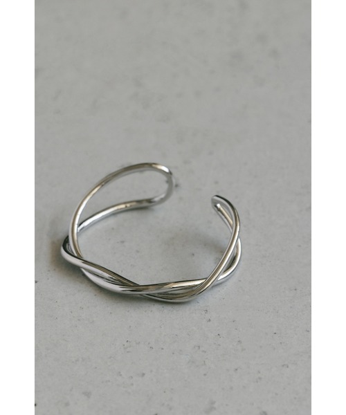 STYLEMIXER(スタイルミキサー)の「ツイストフォルムバングル(バングル/リストバンド・レディース・シルバー/ゴールド・FREE)」の2枚目の写真