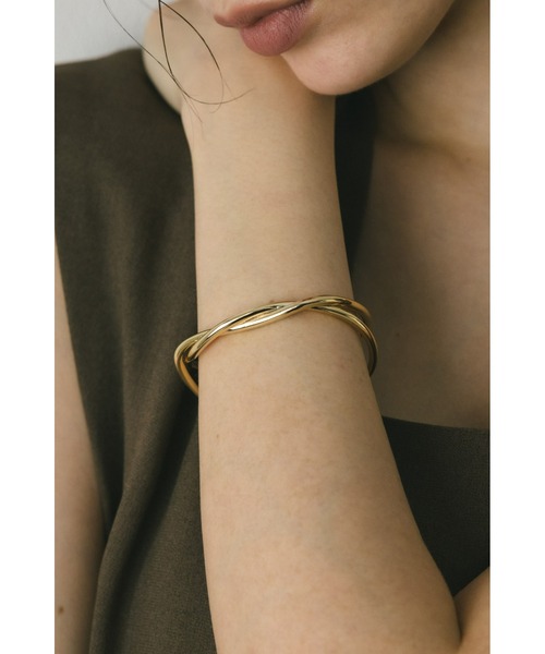 STYLEMIXER(スタイルミキサー)の「ツイストフォルムバングル(バングル/リストバンド・レディース・シルバー/ゴールド・FREE)」の1枚目の写真