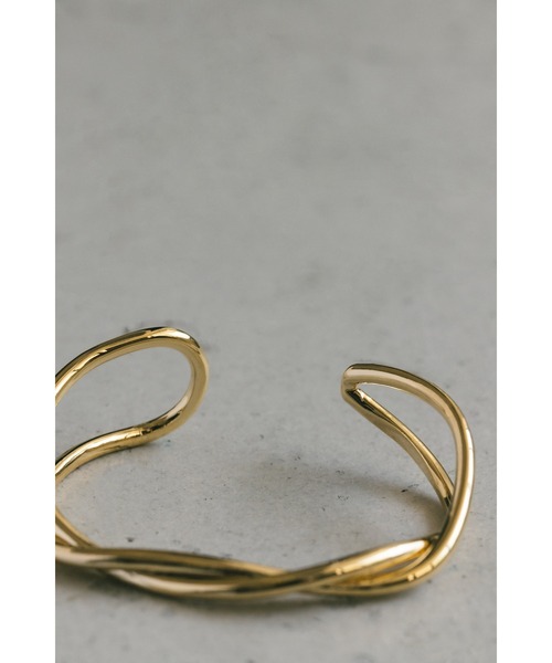 STYLEMIXER(スタイルミキサー)の「ツイストフォルムバングル(バングル/リストバンド・レディース・シルバー/ゴールド・FREE)」の10枚目の写真