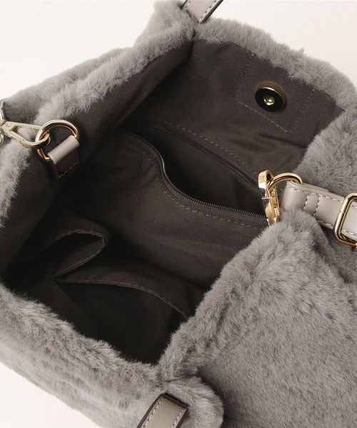 INED CLARO（イネドクラロ）の「フェイクファートートバッグ（トートバッグ・レディース・サンドグレー/グレー/アイボリー・フリー）」の13枚目の写真