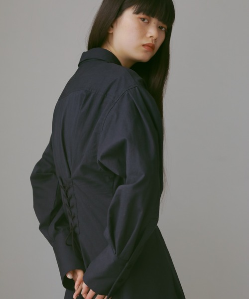 CASA FLINE(カーサフライン)の「バックレースアップシャツドレス(シャツワンピース・レディース・ネイビー/アイボリー/カーキ/ブラック・FREE)」の10枚目の写真