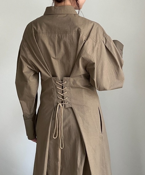 CASA FLINE(カーサフライン)の「バックレースアップシャツドレス(シャツワンピース・レディース・ネイビー/アイボリー/カーキ/ブラック・FREE)」の19枚目の写真