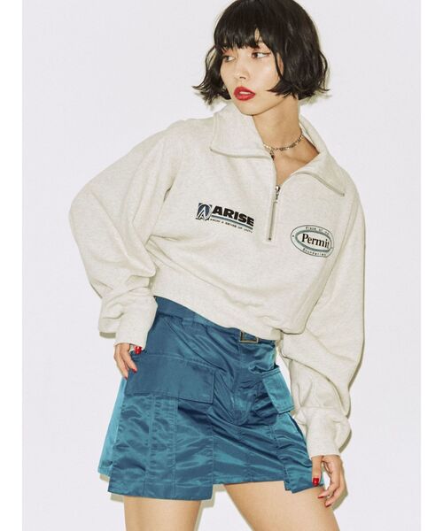 jouetie（ジュエティ）の「クロップドハーフZIPプルオーバー（スウェット・レディース・ブルー/グレー/ブラック・MEDIUM）」の8枚目の写真