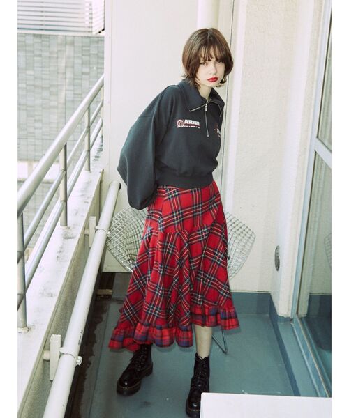 jouetie（ジュエティ）の「クロップドハーフZIPプルオーバー（スウェット・レディース・ブルー/グレー/ブラック・MEDIUM）」の17枚目の写真