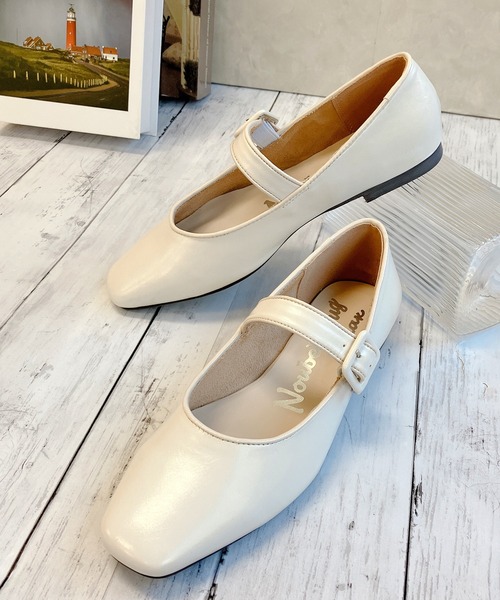 Noubel Voug Relax(ヌーベルヴォーグリラックス)の「スクエアトゥ ストラップ フラット パンプス(パンプス・レディース・アイボリー/ブラック/ベージュ・S/M/L/LL/3L)」の11枚目の写真