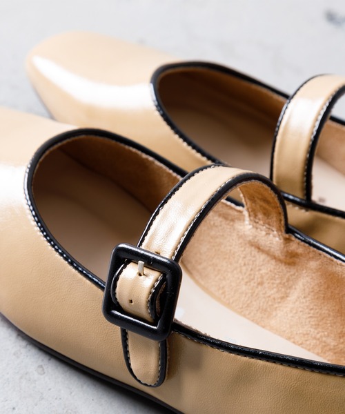 Noubel Voug Relax(ヌーベルヴォーグリラックス)の「スクエアトゥ ストラップ フラット パンプス(パンプス・レディース・アイボリー/ブラック/ベージュ・S/M/L/LL/3L)」の13枚目の写真