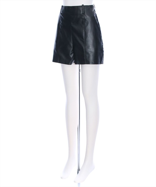 clear（クリア）の「合皮ショートパンツ [大人 カジュアル 着回し抜群]≪2024AW≫（その他パンツ・レディース・アイボリー/ブラック/ブラウン・S/M）」の4枚目の写真