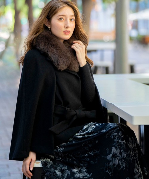 NOELA（ノエラ）の「ファースリットケープコート（その他アウター