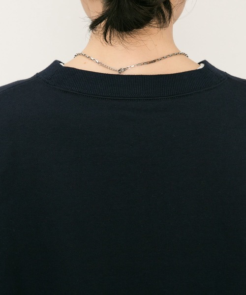 KBF（ケイビーエフ）の「エンブロイダリースウェット（スウェット・レディース・グレー/ネイビー・ONE）」の13枚目の写真