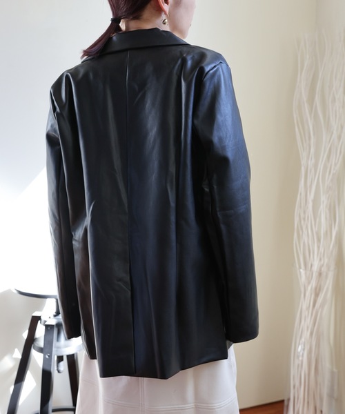 ULEULA（ウルア）の「フェイクレザーテーラードジャケット（テーラードジャケット・レディース・ブラック・FREE）」の6枚目の写真
