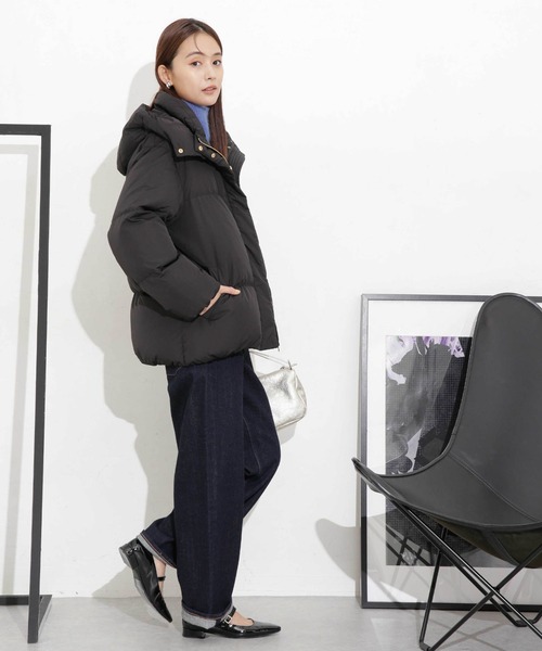 NANO universe（ナノユニバース）の「撥水加工 フードショートダウンコート（ダウンジャケット/コート・レディース・ベージュ/ブラック/アイボリー・FREE）」の11枚目の写真