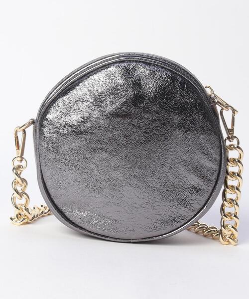 en recre（アンレクレ）の「【Laboratorio Mariucci】ラウンド型チェーンショルダーバッグ（ショルダーバッグ・レディース・チャコール/カーキ・FREE）」の4枚目の写真